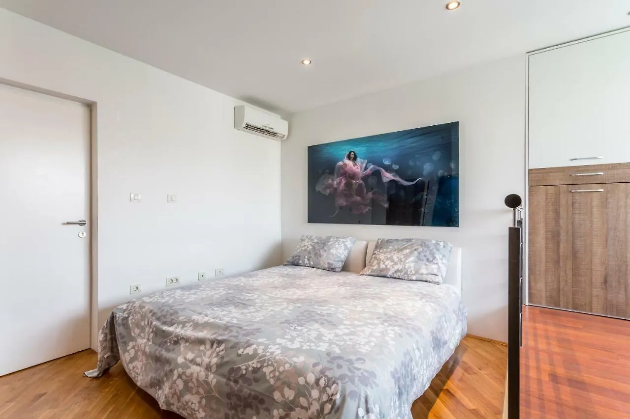 Dreams Apartment Bacvice Σπλιτ